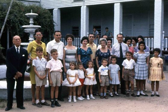 SS de Freitas with a small part of the family at Main Street